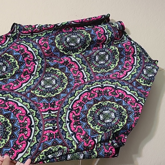 Mandala Print Tank Top - Picture 2 of 6